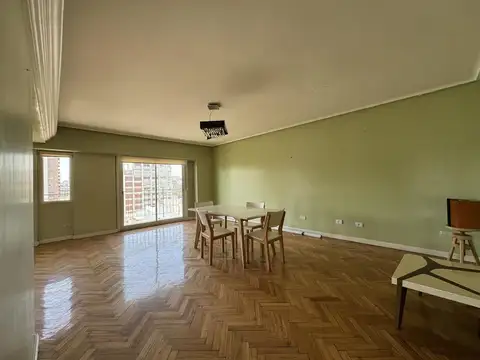 Departamento 4 ambientes con 3 baños