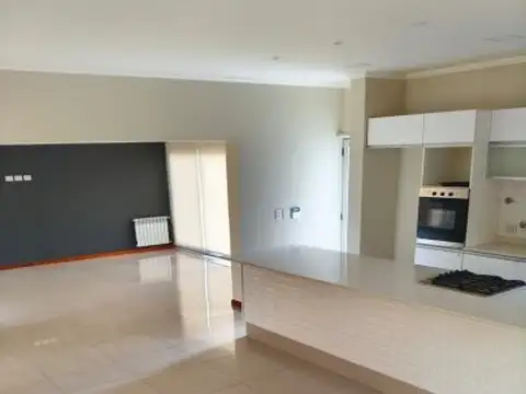 Casa en Alquiler de 3 dormitorios
