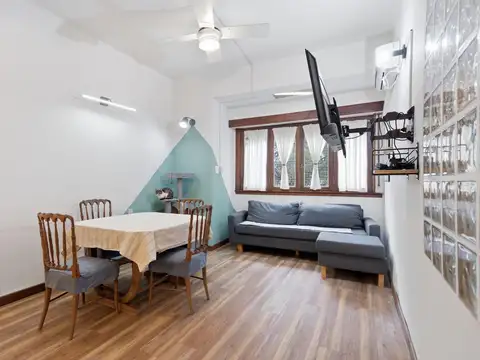 Venta PH 3amb. 2 baños frente al Parque Chacabuco.