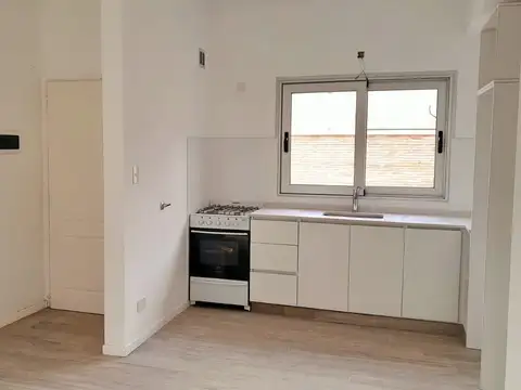 Depto Tipo Casa en Venta de 3 ambientes