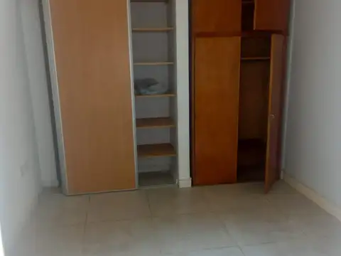 Depto Tipo Casa en Alquiler en Boedo, $ 650.000