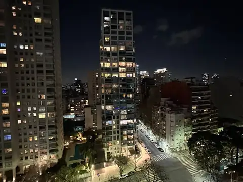 Avenida Cerviño 4600, Piso 0