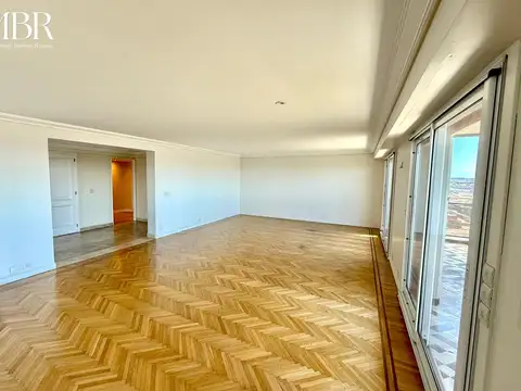 Venta, piso alto en torre, Libertador y Suipacha