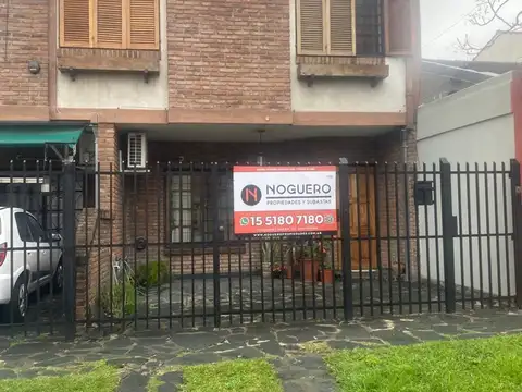 Casa Dúplex  en Venta en Carapachay, Vicente López, G.B.A. Zona Norte
