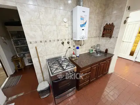 PH SIN EXPENSAS EN RUCCI AL 2400 - TODO A NUEVO FRENTE TODO TERRAZA PATIO