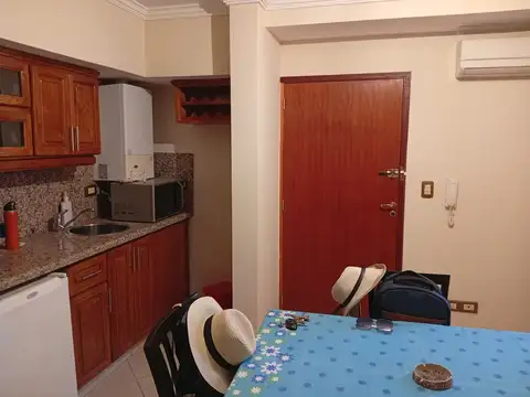CASSAFOUST 100, Piso 1
