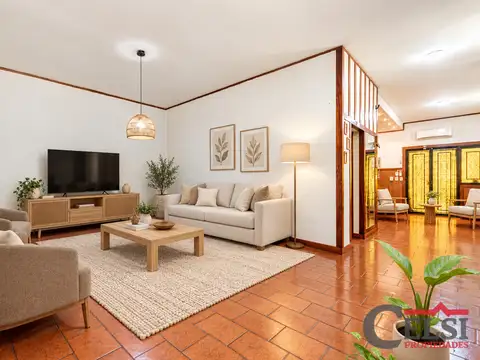 Casa 6 ambientes con 4 baños