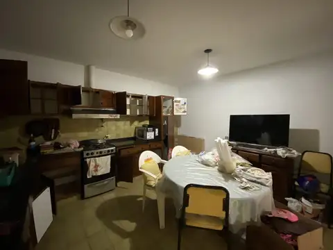 Depto Tipo Casa en Alquiler de 2 dormitorios