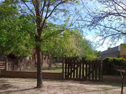 Estrada entre Las Rosas y Esteban de Luca