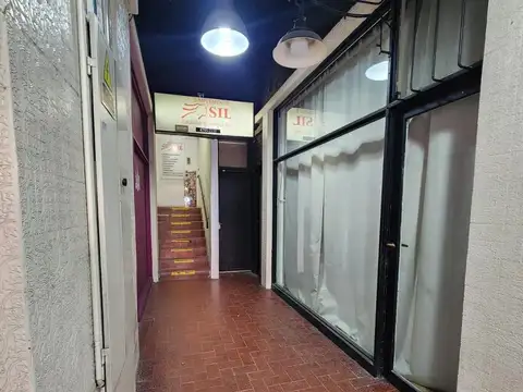 Local en Alquiler en San Fernando Vias  /  Centro, $ 300.000