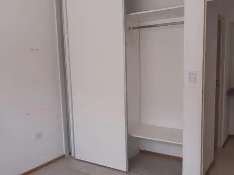 Departamento en Alquiler en Abasto, $ 450.000