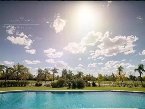 Terreno en Venta en Los Alcanfores, USD 79.000