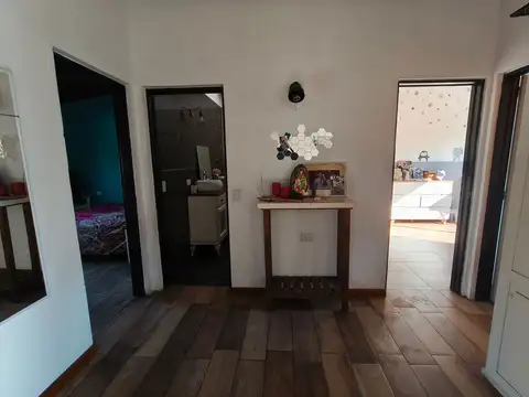 Casa en Venta con 4 cocheras