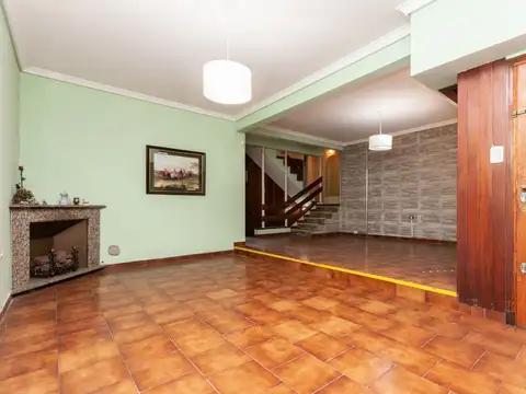 Casa en Venta en Temperley, USD 217.000