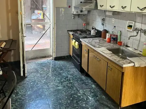 Casa en Venta con 3 cocheras