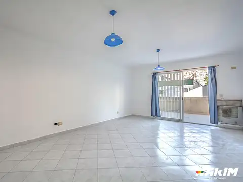 Departamento  monoambiente divisible con patio. 48mts2 totales