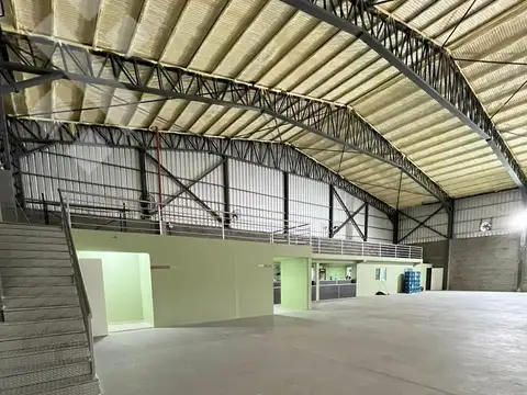 Galpon en Venta 45  mts Fondo