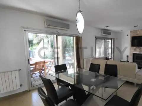 Casa en Venta al Este