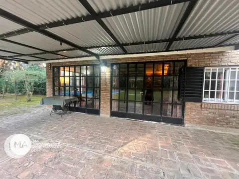 Casa en Venta con 1 cochera