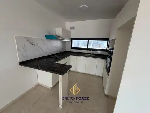 Casa 3 ambientes con 2 baños