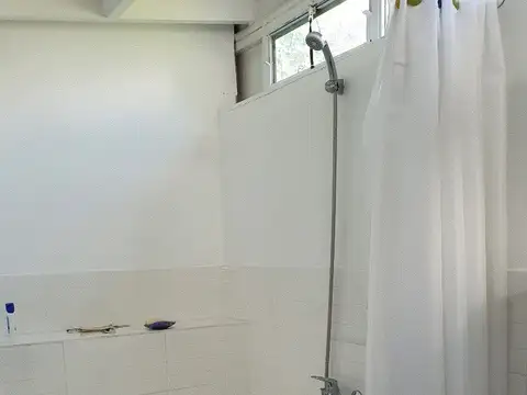 Depto Tipo Casa 4 ambientes con 2 baños