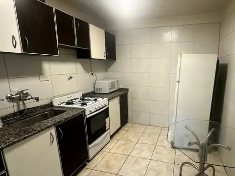 Depto Tipo Casa en Venta 40 años