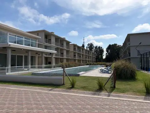 Departamento en Venta en La Lonja, USD 140.000