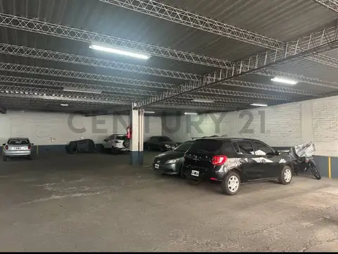 Cochera a la venta en la ciudad de Mendoza. Oportunidad.