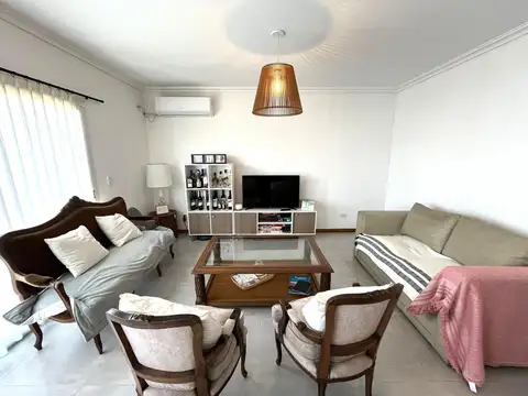 VENTA 3 amb parrilla balcón naturaleza Maschwitz Piscina Luminoso