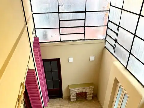 Depto Tipo Casa en Venta 64 años