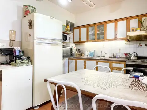 Casa 4 ambientes con 1 baño