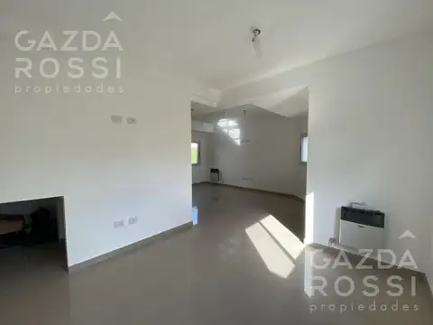 Casa en Alquiler en Adrogue, $ 1.370.000