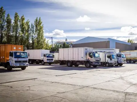 deposito galpon 355m2 en parque industrial suarez con operatividad 24hs