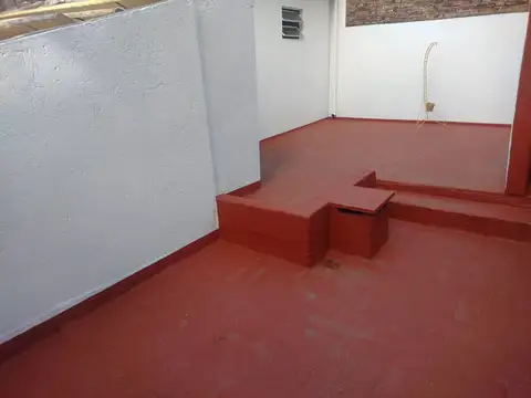 Depto Tipo Casa en Alquiler de 2 dormitorios
