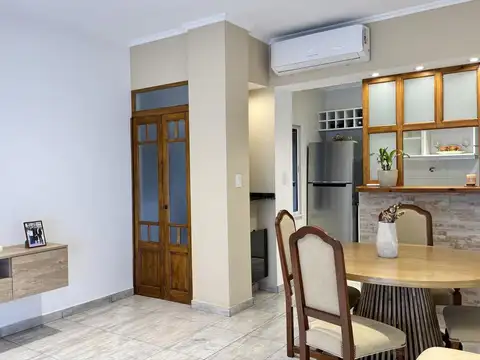 Casa 3 ambientes con 2 baños