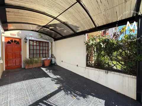 Depto Tipo Casa en Venta de 4 ambientes