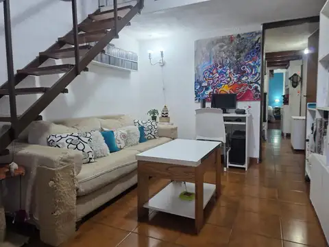 Depto Tipo Casa en Venta de 2 dormitorios