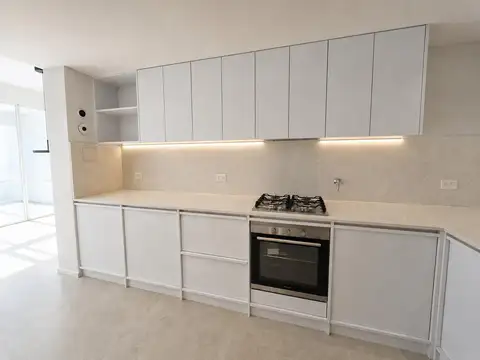 Departamento 4 ambientes con 3 baños