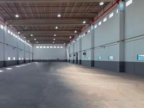 Depósito en Ingeniero Allan