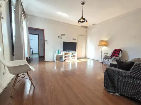 Depto Tipo Casa 4 ambientes con 1 baño