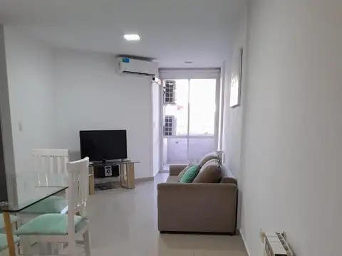 Departamento en Alquiler en General Paz, $ 595.000