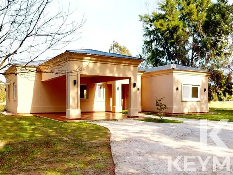 VENTA CASA 3 DORMITORIOS EN MIRALAGOS