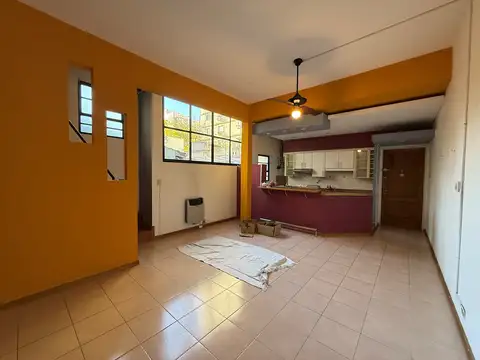 Depto Tipo Casa en Venta de 2 ambientes