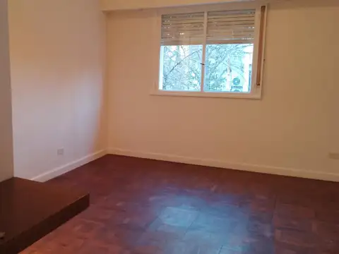 Depto Tipo Casa en Venta en Nuñez, USD 130.000