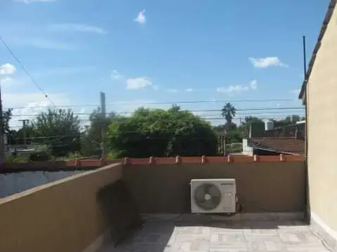 PH en venta - 1 Dormitorio 1 Baño - Merlo