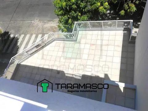 Depto Tipo Casa 2 ambientes con 1 baño