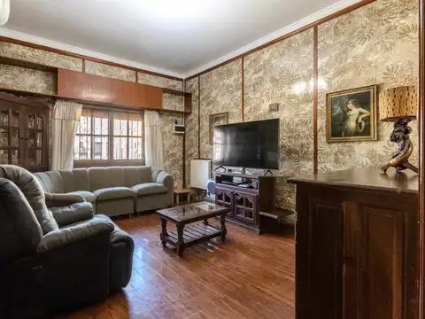 Casa en Venta en Rafael Calzada, USD 144.900