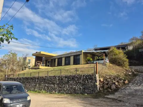 VENTA! Hermosa casa de 3 hab. en San Lorenzo - Apta credito