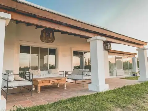 Estancia las Lilas 100