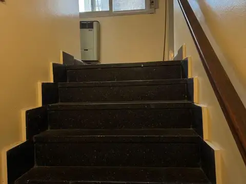 Depto Tipo Casa en Venta en Centro, USD 95.000